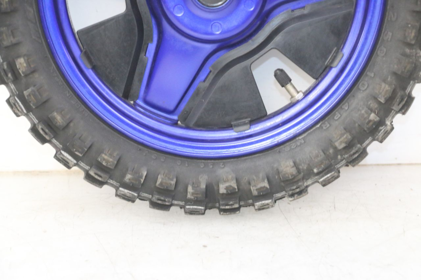 photo de LLANTA DELANTERA Y NEUMÁTICO YAMAHA PW 50 (1984 - 2020)