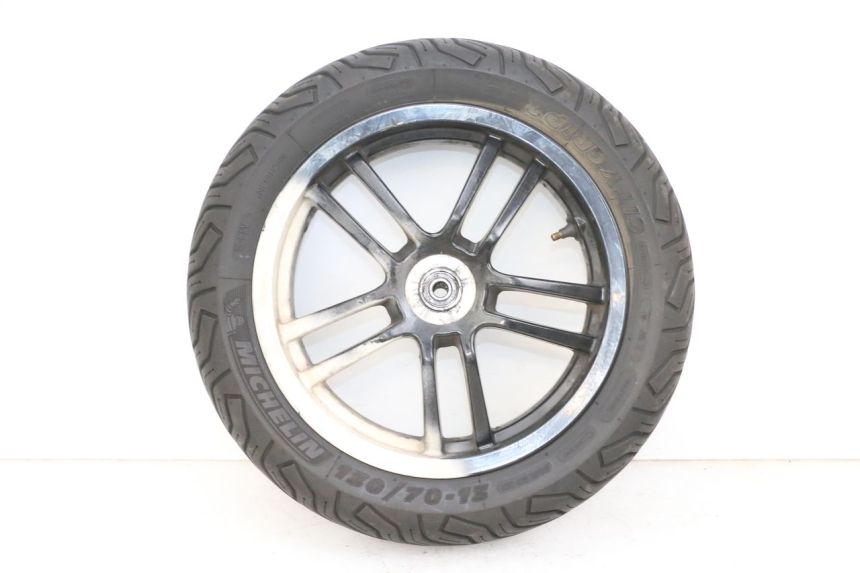 photo de LLANTA DELANTERA Y NEUMÁTICO PEUGEOT SPEEDFIGHT 4 4T EFI 50 (2021 - 2025) - Vista principal