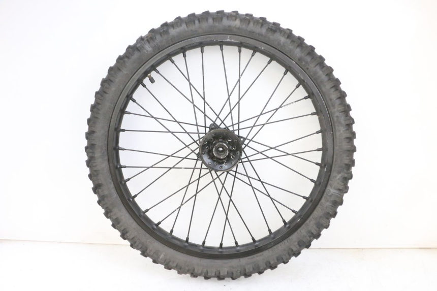 photo de LLANTA DELANTERA Y NEUMÁTICO YAMAHA TTR 125 (2000 - 2020) - Vista principal