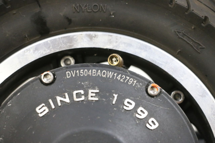 photo de RINCON DELANTERO Y NEUMÁTICO DUALTRON VICTOR LIMITED 1