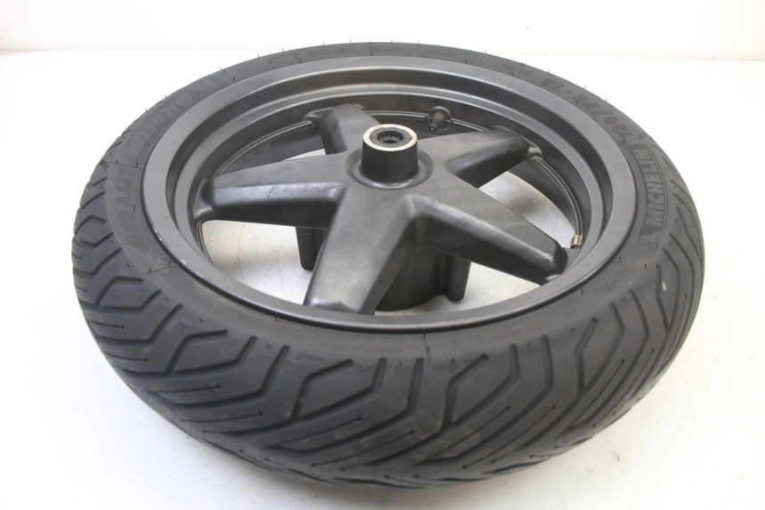 photo de LLANTA DELANTERA Y NEUMÁTICO YAMAHA X-MAX XMAX 125 (2010 - 2014)