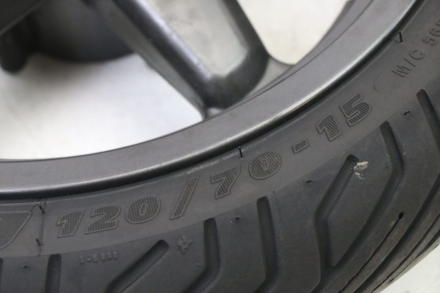 photo de LLANTA DELANTERA Y NEUMÁTICO YAMAHA X-MAX XMAX 125 (2010 - 2014)