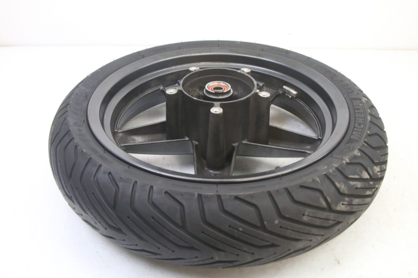 photo de LLANTA DELANTERA Y NEUMÁTICO YAMAHA X-MAX XMAX 125 (2010 - 2014)