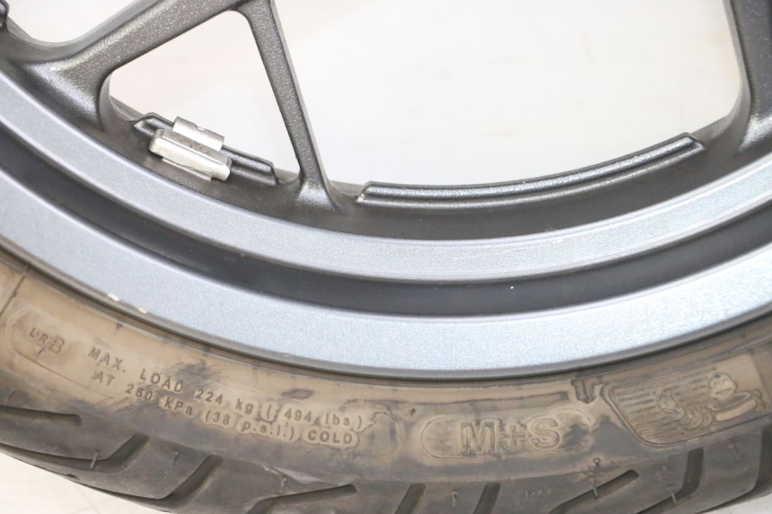 photo de LLANTA DELANTERA Y NEUMÁTICO YAMAHA XMAX X-MAX 125 (2021 - 2025)