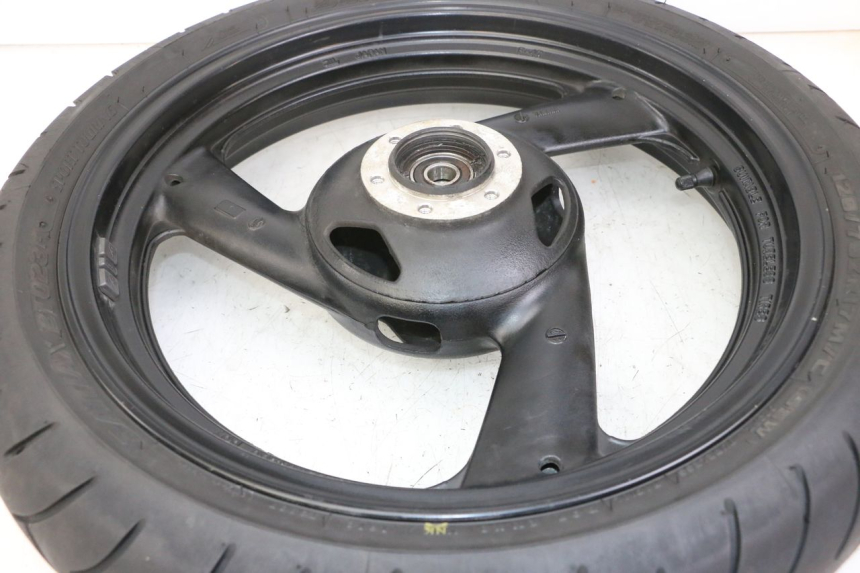 photo de LLANTA DELANTERA Y NEUMÁTICO YAMAHA FZS FAZER 600 (2001 - 2003)