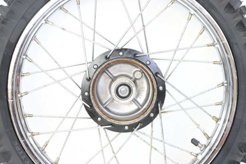 photo de LLANTA DELANTERA Y NEUMÁTICO YAMAHA PW 80 (1983 - 2014)