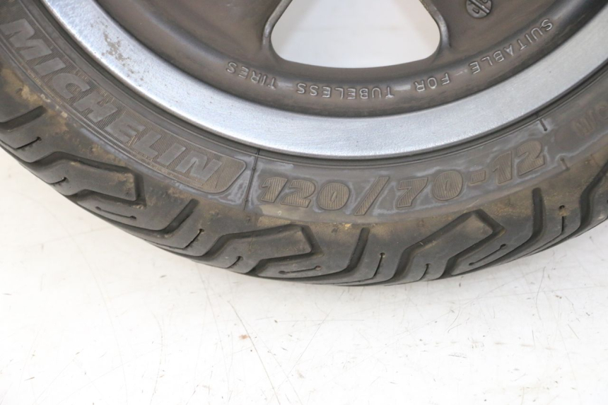 photo de LLANTA DELANTERA Y NEUMÁTICO YAMAHA YP MAJESTY 125 (2007 - 2010)