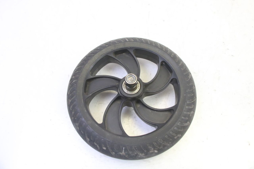 photo de LLANTA DELANTERA Y NEUMÁTICO MOOVWAY Z8 1