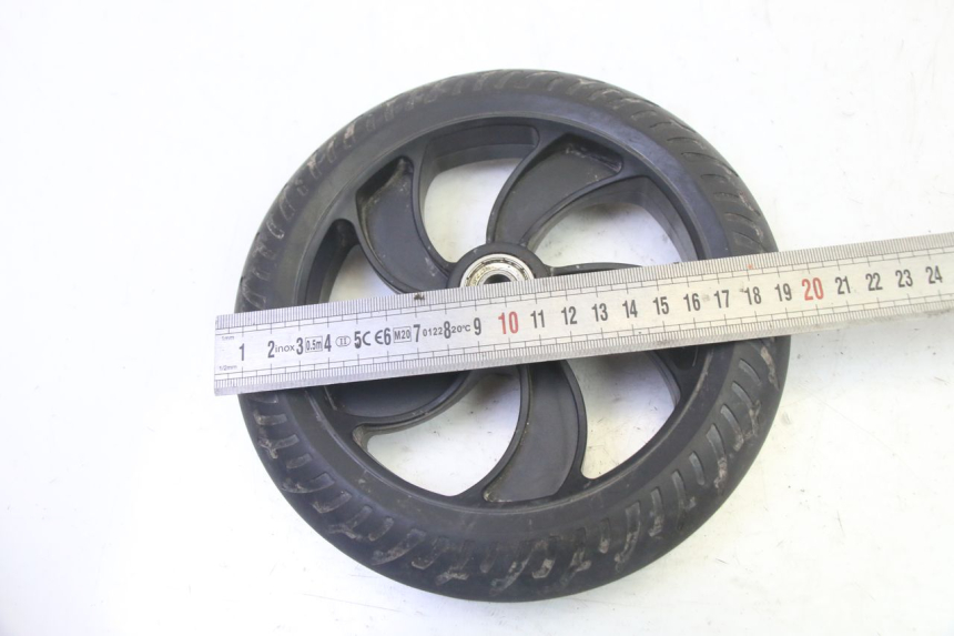 photo de LLANTA DELANTERA Y NEUMÁTICO MOOVWAY Z8 1