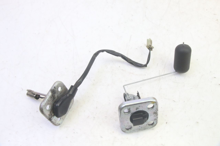 photo de INDICADOR DE NIVEL DE COMBUSTIBLE PIAGGIO FLY 4T 50 (2013 - 2017) - Detalle de la pieza