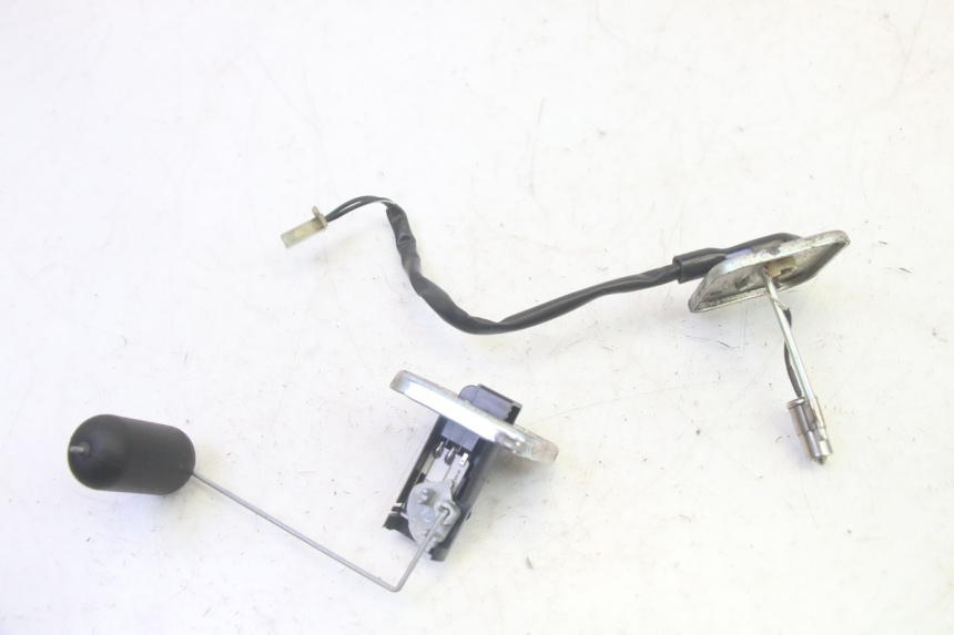 photo de INDICADOR DE NIVEL DE COMBUSTIBLE PIAGGIO FLY 4T 50 (2013 - 2017) - Zoom estado de uso