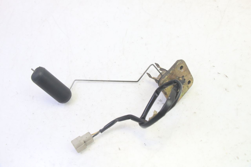 photo de DEPOSITO NIVEL KAWASAKI GPZ RX 1000 (1986 - 1988) - Zoom estado de uso