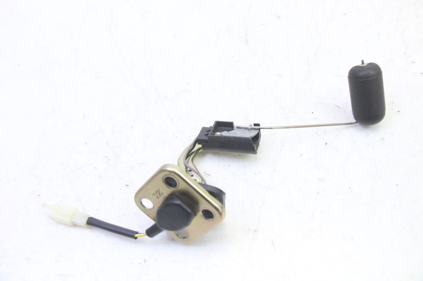 photo de DEPOSITO NIVEL PEUGEOT STREETZONE I 2T 50 (2018 - 2020)