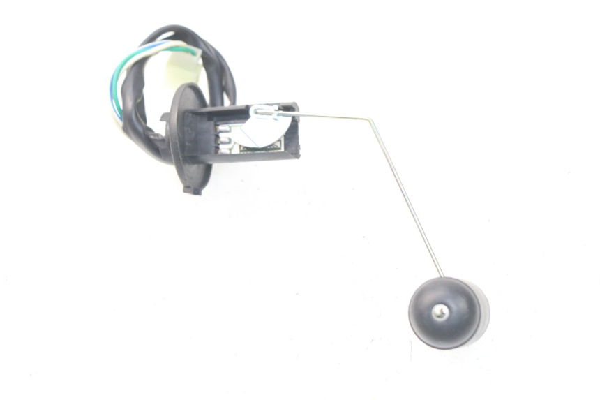 photo de DEPOSITO NIVEL VASTRO R-ONE 4T 50 (2014 - 2022)