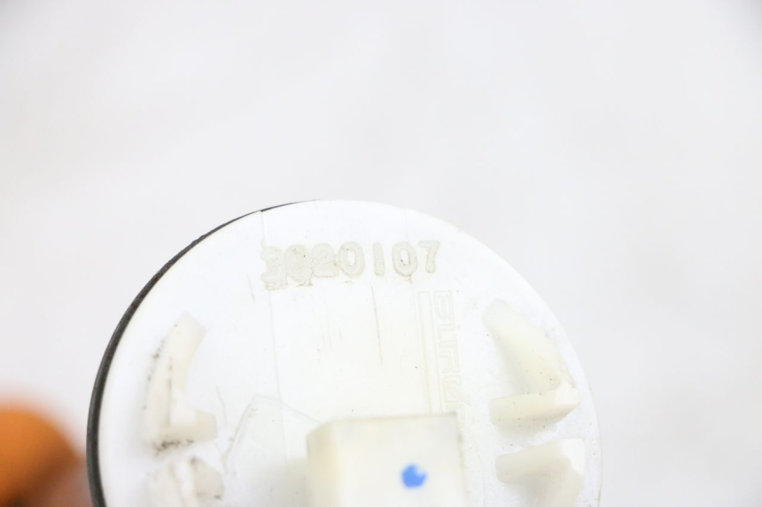 photo de INDICADOR DE NIVEL DE COMBUSTIBLE PIAGGIO VESPA GTS SUPER IE 125 (2009 - 2016) - Otra perspectiva