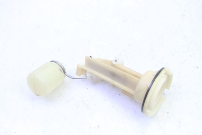 photo de DEPOSITO NIVEL PEUGEOT VIVACITY 100 (1999 - 2008) - Detalle de la pieza