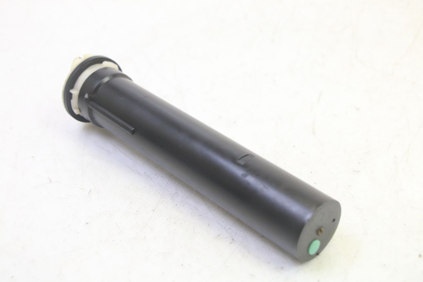 photo de INDICADOR DE NIVEL DE COMBUSTIBLE PIAGGIO X8 125 (2004 - 2007) - Primer plano técnico