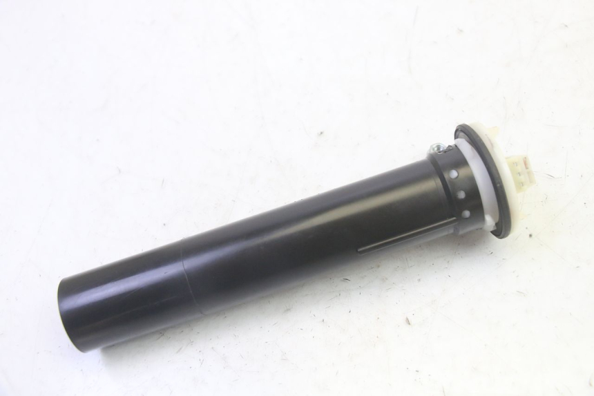 photo de INDICADOR DE NIVEL DE COMBUSTIBLE PIAGGIO XEVO - X EVO 125 (2007 - 2017) - Zoom estado de uso