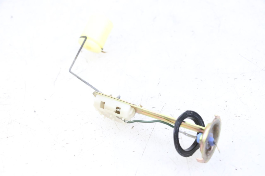 photo de DEPOSITO NIVEL YAMAHA YP MAJESTY 125 (2002 - 2006)