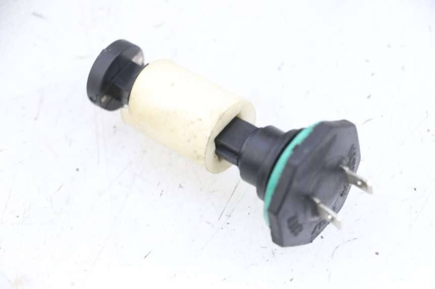 photo de INDICADOR DE NIVEL DE COMBUSTIBLE PIAGGIO ZIP 4T 50 (2018 - 2020) - Zoom estado de uso