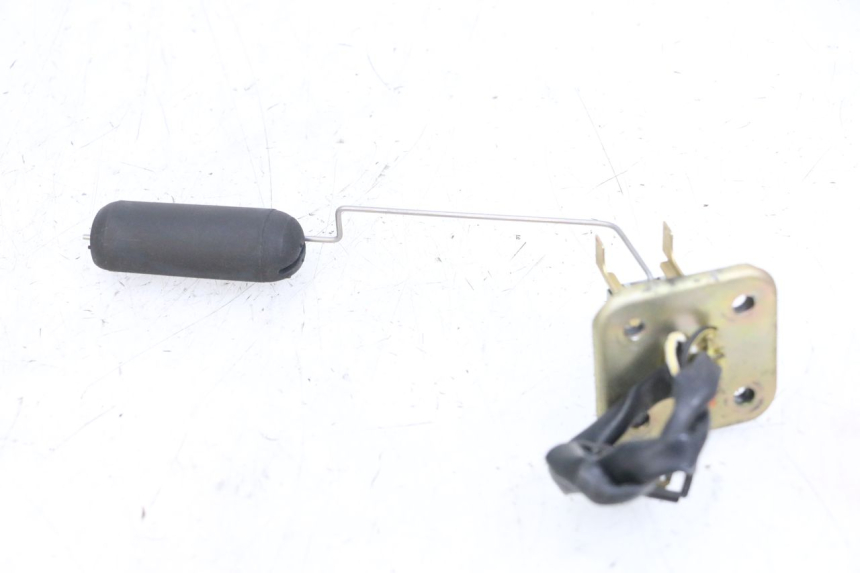 photo de DEPOSITO NIVEL KAWASAKI ZR 7 750 (1999 - 2001) - Vista principal