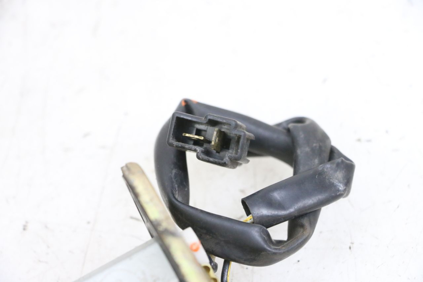 photo de DEPOSITO NIVEL KAWASAKI ZR 7 750 (1999 - 2001) - Zoom estado de uso