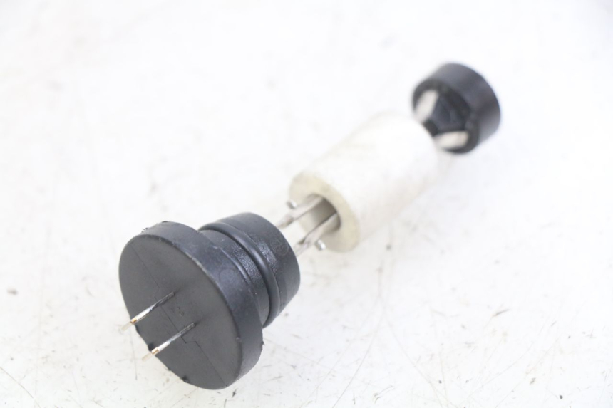 photo de INDICADOR DE NIVEL DE ACEITE HONDA FES PANTHEON 2T 125 (1998 - 2002)