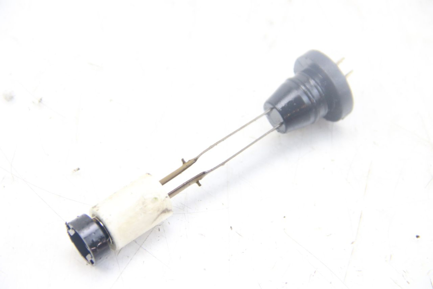 photo de INDICADOR DE NIVEL DE ACEITE MBK FLIPPER 50 (2004 - 2012)