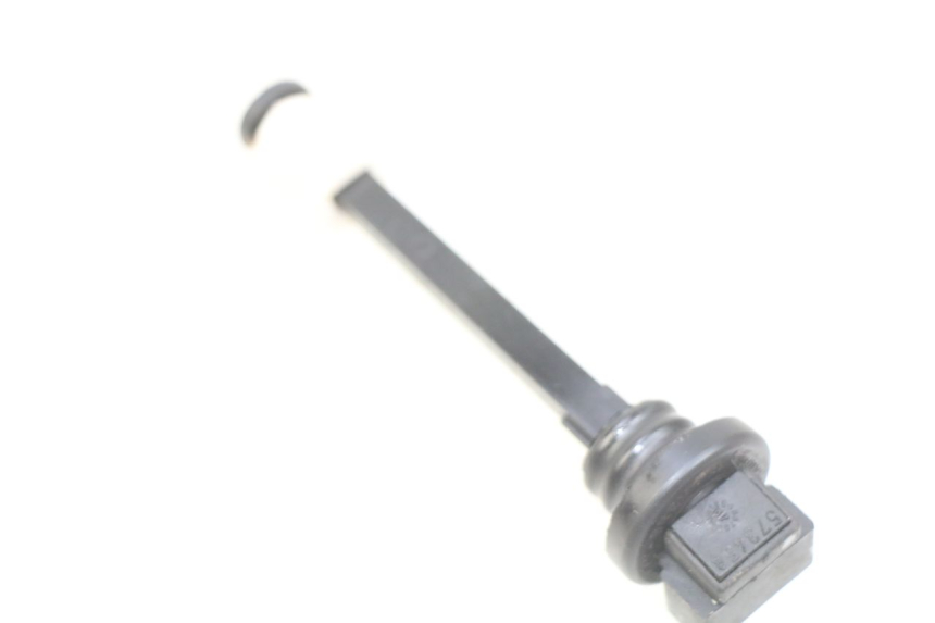 photo de INDICADOR DE NIVEL DE ACEITE PIAGGIO VESPA PRIMAVERA 2T 50 (2013 - 2018)
