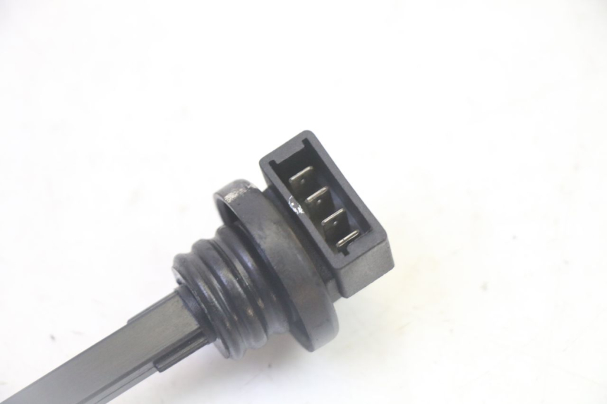 photo de INDICADOR DE NIVEL DE ACEITE PIAGGIO VESPA S 2T 50 (2007 - 2014)