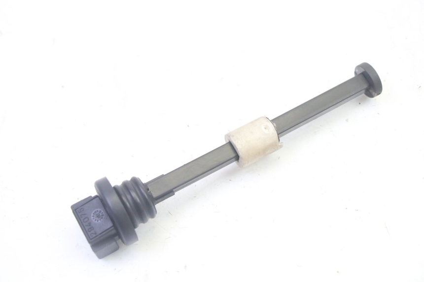 photo de INDICADOR DE NIVEL DE ACEITE PIAGGIO VESPA S 2T 50 (2007 - 2014)