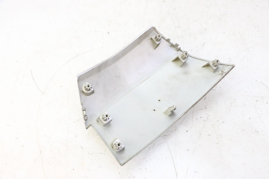 photo de JUNTA DE CARENAJE TRASERO PEUGEOT CITYSTAR 50 (2013 - 2017)