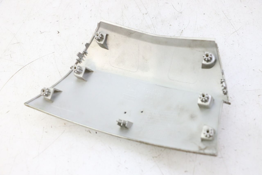 photo de JUNTA DE CARENAJE TRASERO PEUGEOT CITYSTAR 50 (2013 - 2017)