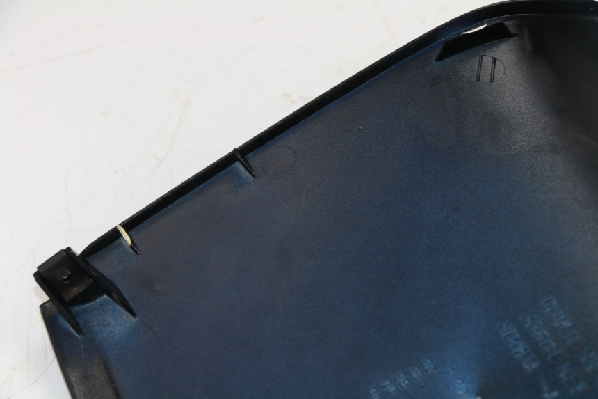 photo de JUNTA DE CARENAJE TRASERO HONDA FES PANTHEON 2T 125 (1998 - 2002)