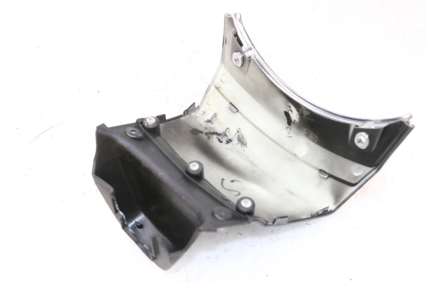 photo de CARENADO TRASERO CONEXION JM MOTORS GTS 125 (2015 - 2019) - Zoom estado de uso