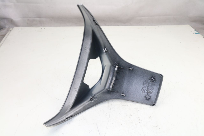 photo de CARENADO TRASERO CONEXION HONDA FES S-WING SWING 125 (2007 - 2015)