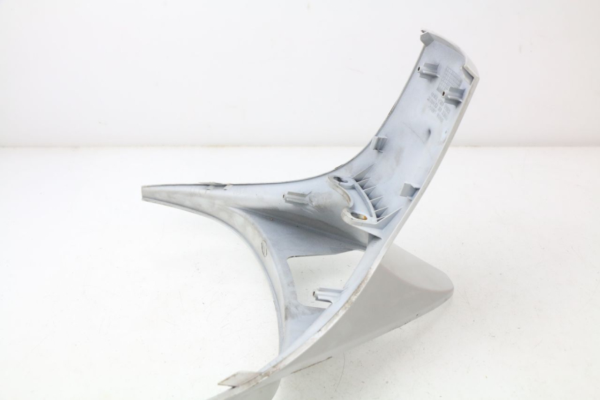 photo de UNIóN DE CARENADO TRASERO. HONDA FES S-WING SWING ABS 125 (2007 - 2015)