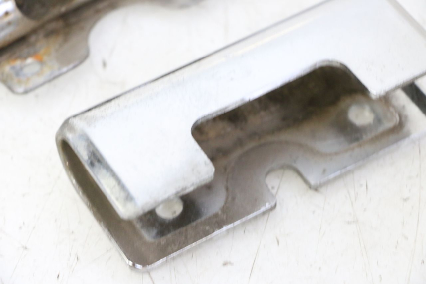 photo de CARENADO TRASERO CONEXION BAJO HYOSUNG GV AQUILA 125 (2000 - 2004)