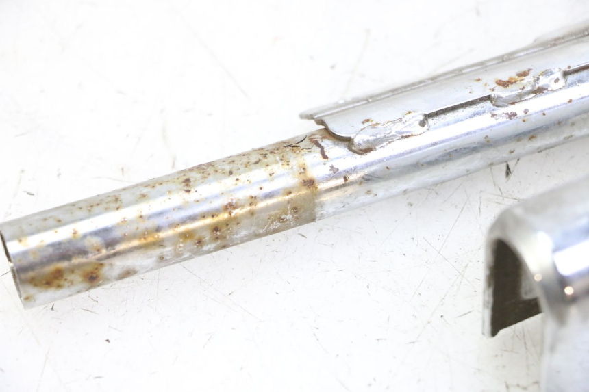 photo de CARENADO TRASERO CONEXION BAJO HYOSUNG GV AQUILA 125 (2000 - 2004)