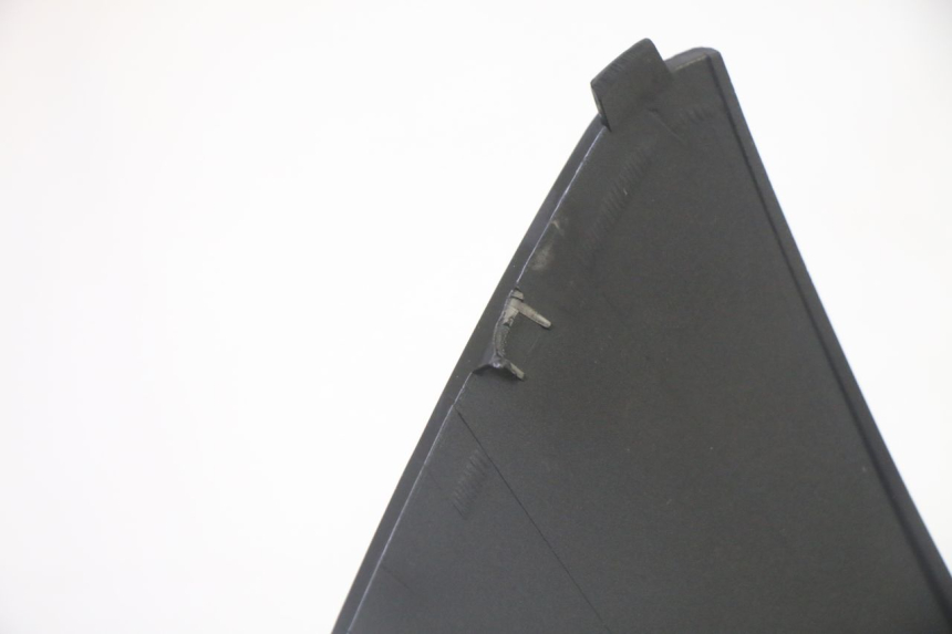 photo de JUNTA DE CARENADO TRASERO INFERIOR SUZUKI BURGMAN 125 (2007 - 2014)