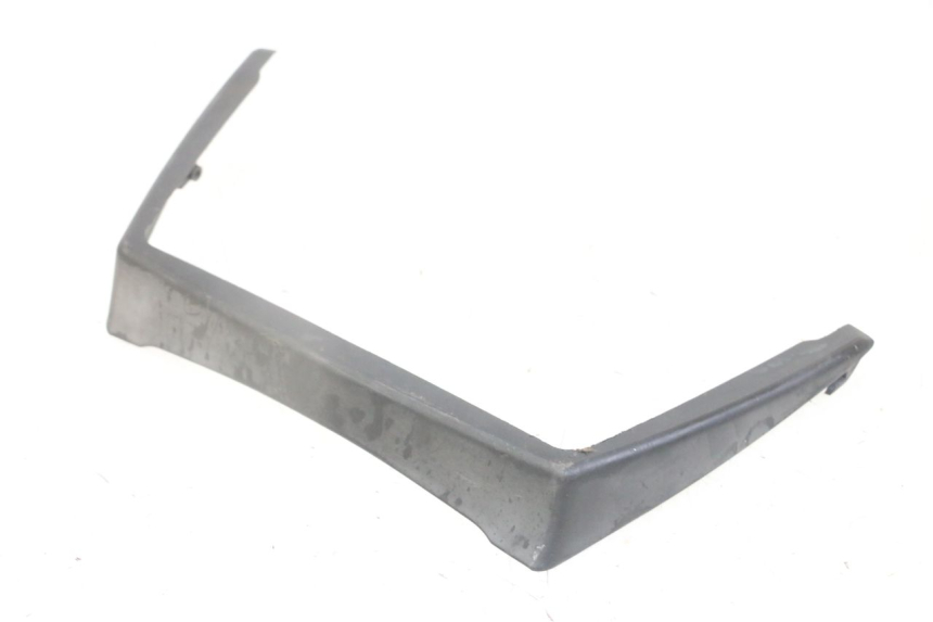 photo de JUNTA DE CARENADO TRASERO INFERIOR SUZUKI GS GSE 500 (2001 - 2003)