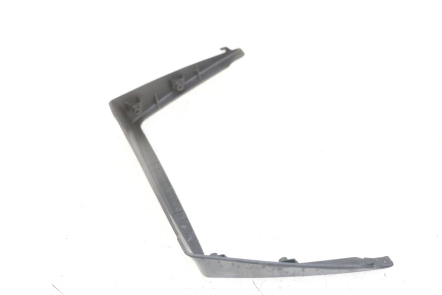 photo de JUNTA DE CARENADO TRASERO INFERIOR SUZUKI GS GSE 500 (2001 - 2003)