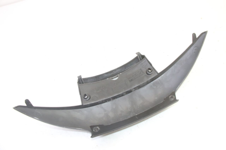 photo de CARENADO TRASERO CONEXION BAJO PIAGGIO MP3 RL 250 (2007 - 2010)