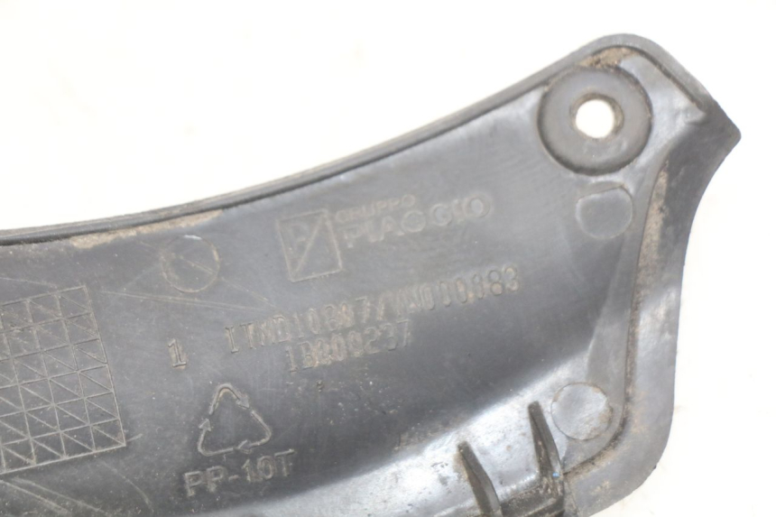 photo de JUNTA DE CARENADO TRASERO INFERIOR PIAGGIO VESPA PRIMAVERA 2T 50 (2013 - 2018)