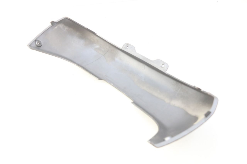 photo de UNIóN INFERIOR DEL CARENADO TRASERO. PIAGGIO X9 EVOLUTION 500 (2003 - 2005)