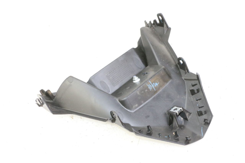 photo de CARENADO TRASERO CONEXION BAJO YAMAHA XMAX X-MAX 125 (2021 - 2025)