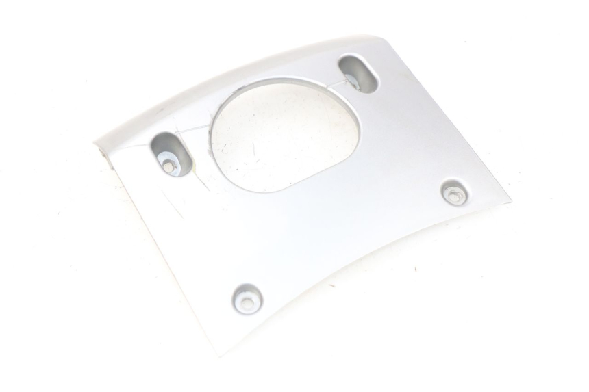 photo de UNIóN INFERIOR DEL CARENADO TRASERO. TGB X-MOTION XMOTION 125 (2008 - 2014)