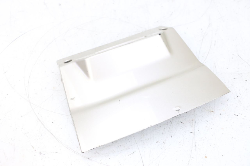 photo de CARENADO TRASERO CONEXION BAJO PIAGGIO X8 125 (2004 - 2007) - Vista principal