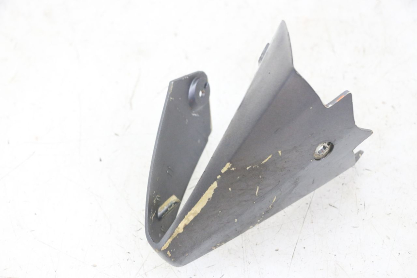 photo de CARENADO TRASERO CONEXION PEUGEOT JET FORCE CARBU 50 (2003 - 2016)