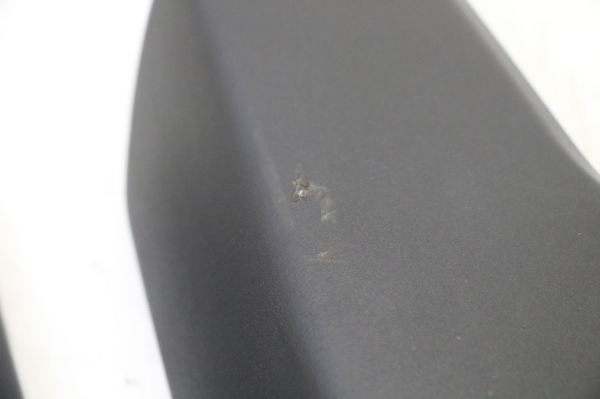 photo de JUNTA DE CARENAJE TRASERO PEUGEOT KISBEE 4T 50 (2018 - 2022)